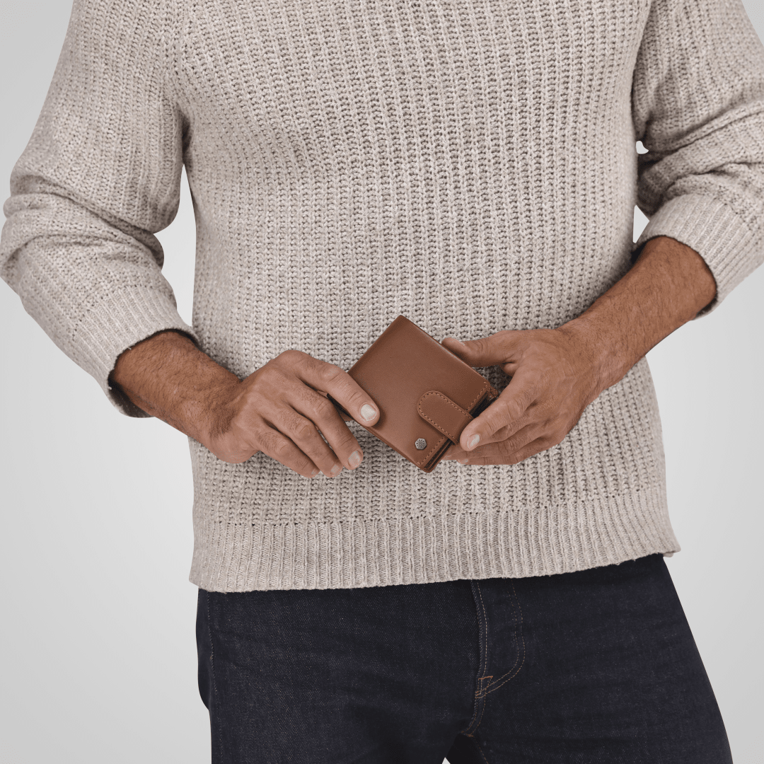 Bifold Wallet With Coin And ID Window