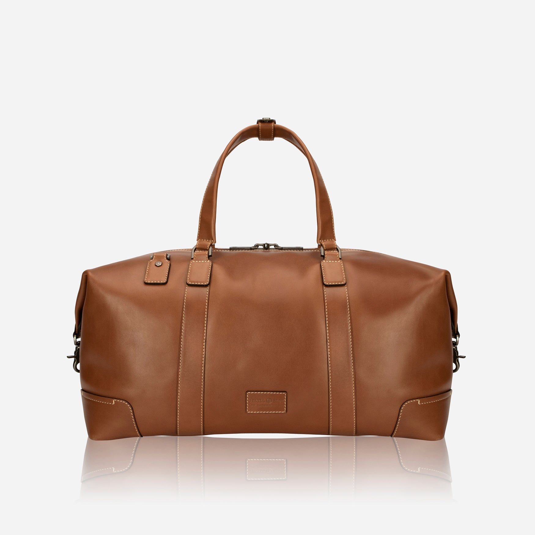 Large 50cm cabin holdall in colt leather by Jekyll & Hide, back view