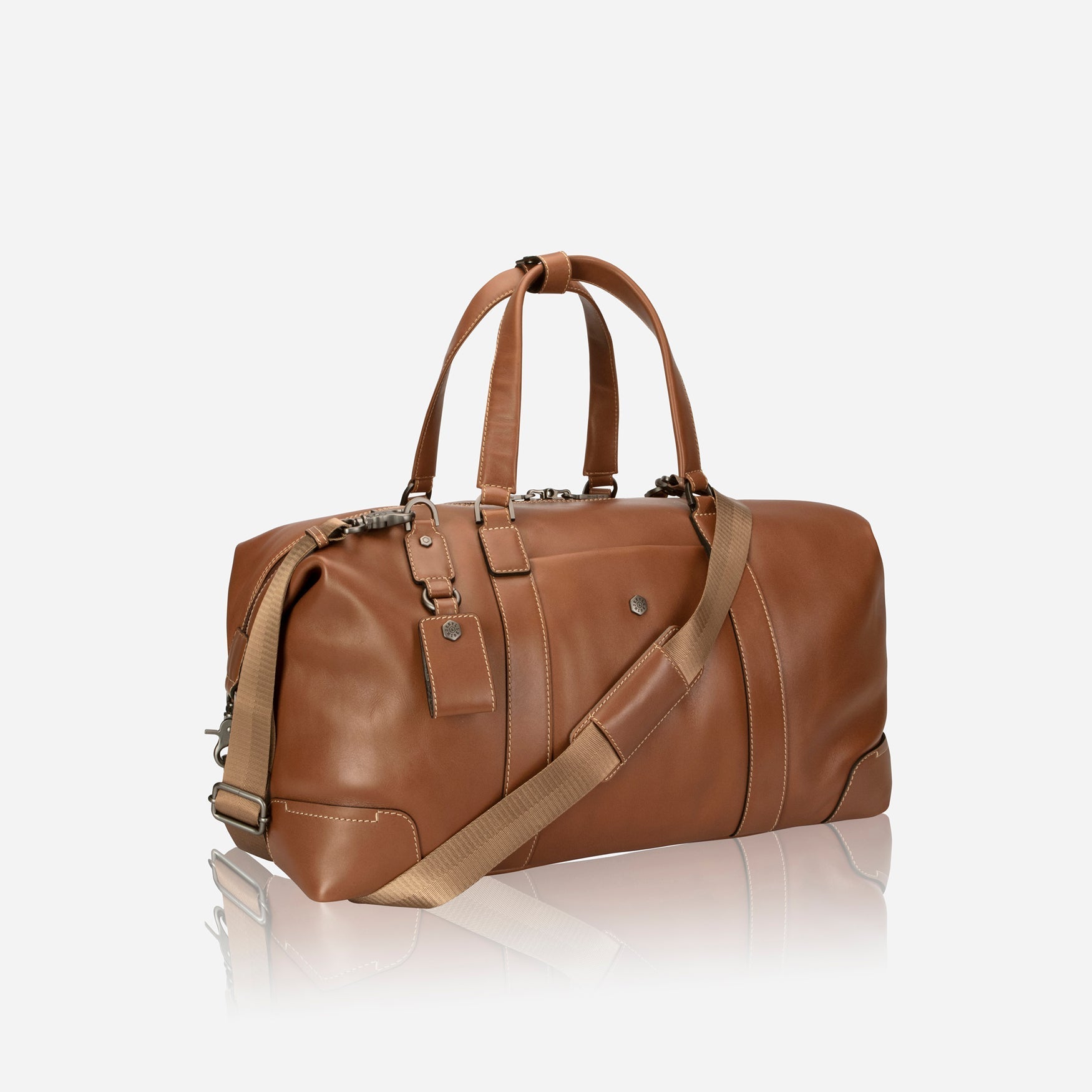 Large 50cm cabin holdall in colt leather by Jekyll & Hide, side view