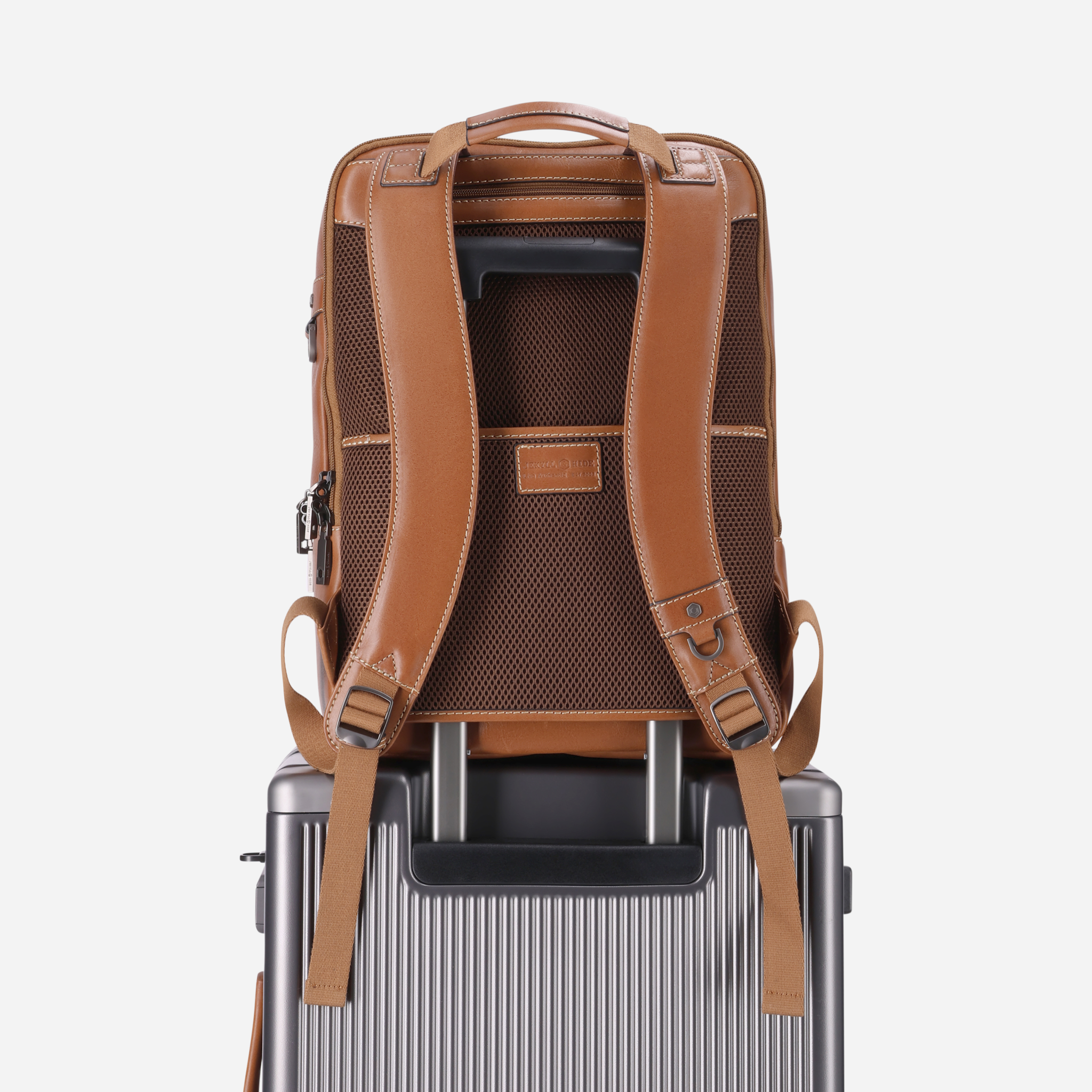 Cabin Travel Set for Him, Colt