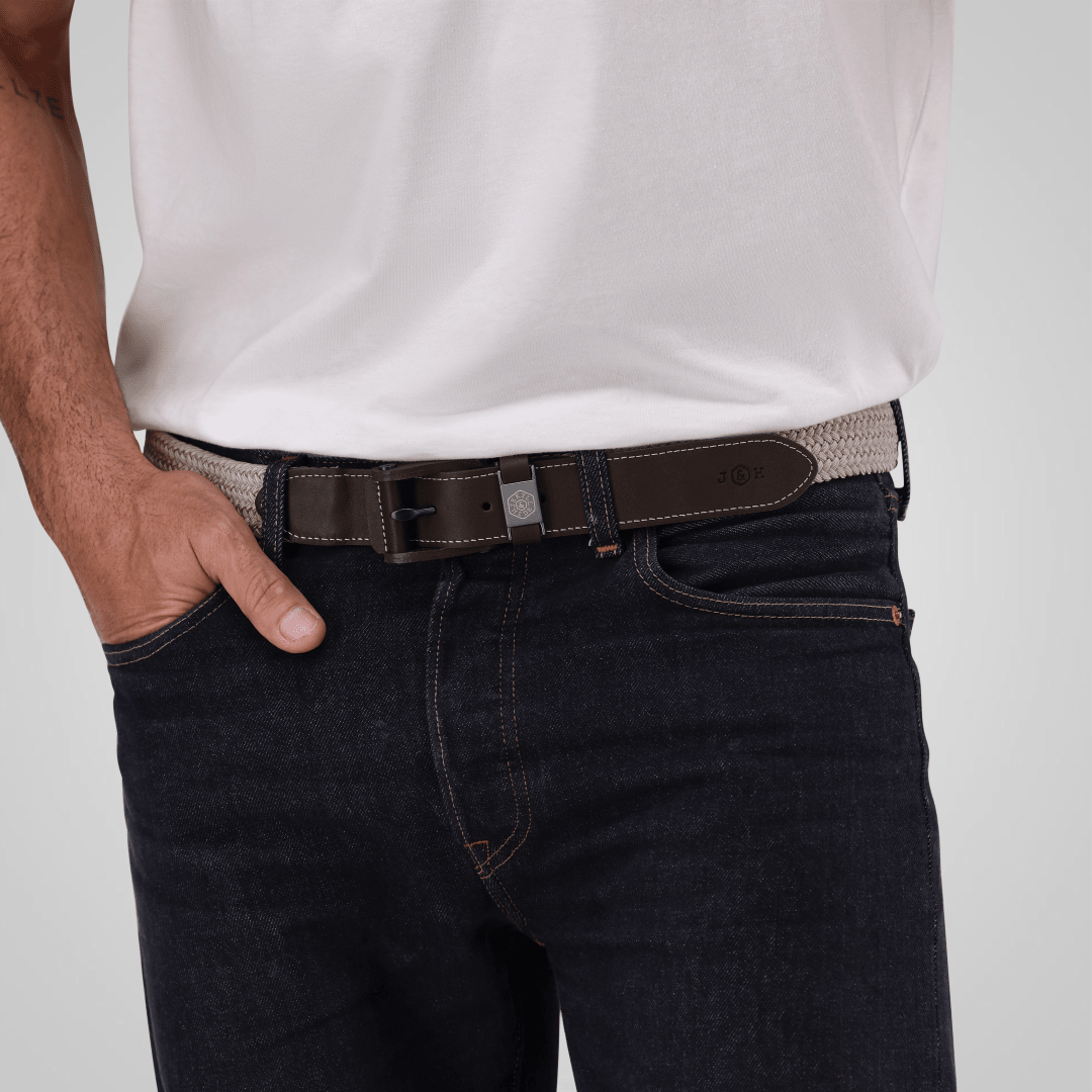 Colorado Elasticated Belt in brown - detail view