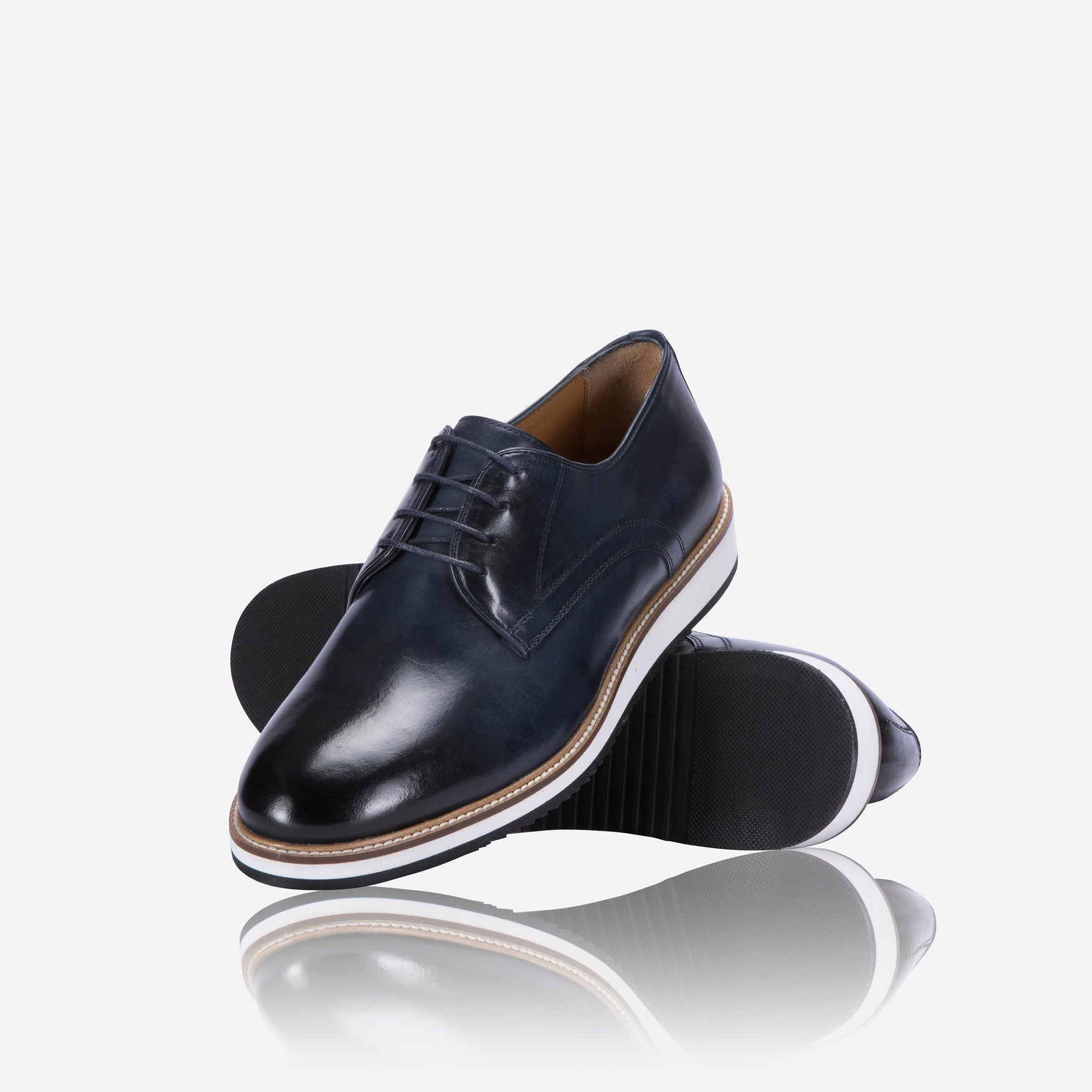 ISTANBUL Comfort Shoe in navy - interior view