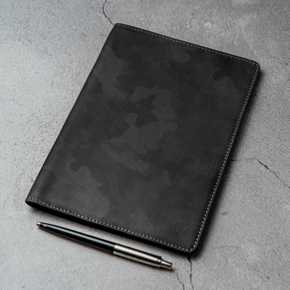HAVANA A5 Notebook Cover in black - close-up view