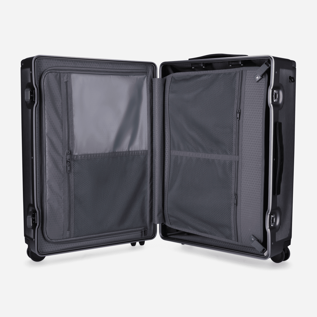 Medium Check-In 67cm (70 L),Medium Check in Trolley,Jekyll & Hide,Black,,14