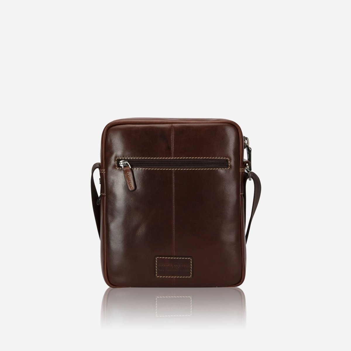 Norwegian Crossbody Organiser in mocha - detail view