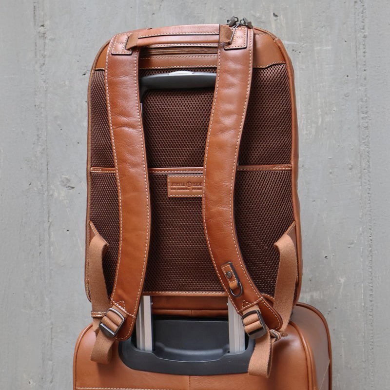 MONTANA Laptop Backpack in colt - flat lay view 2