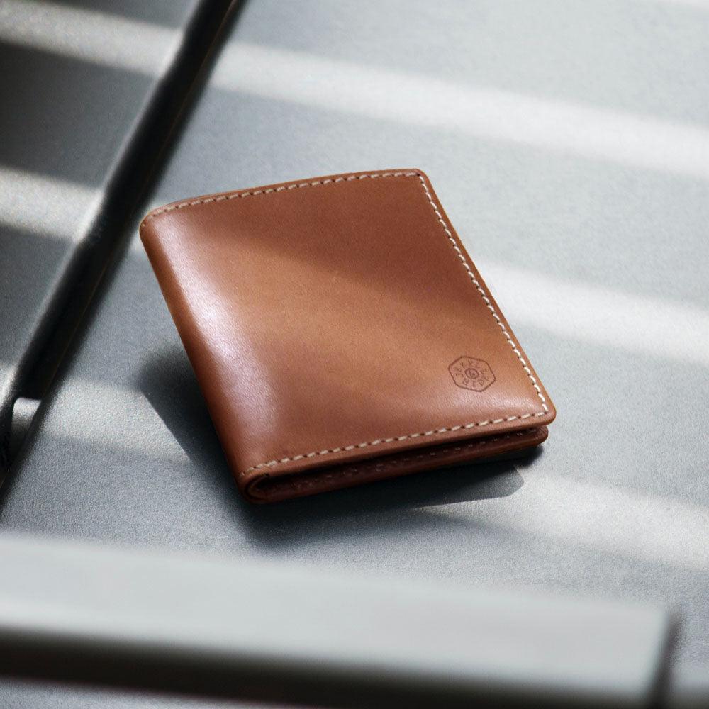 Slim Bifold Wallet with Coin, Tan - Jekyll & Hide