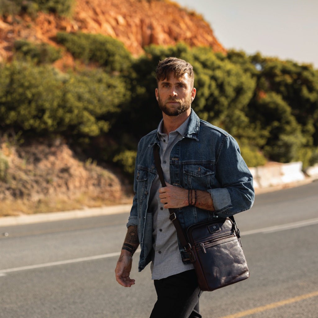 Compact Crossbody Organiser, Tobacco - Jekyll and Hide SA